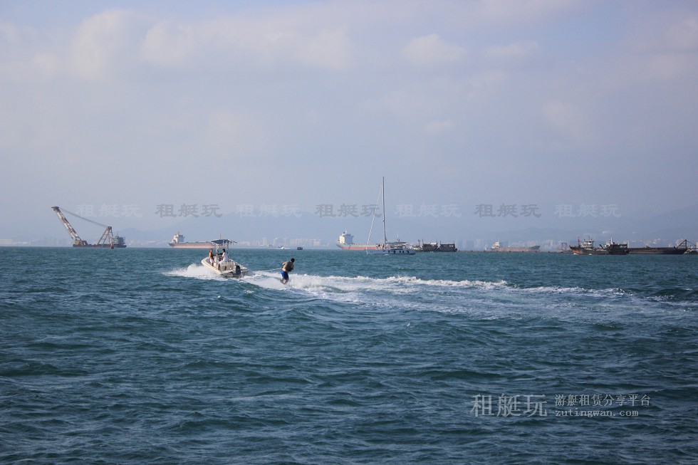 做資深三亞旅游達人，游艇旅游更時尚！