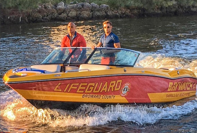 40位名人狂曬游艇度假照，你還在矜持什么？