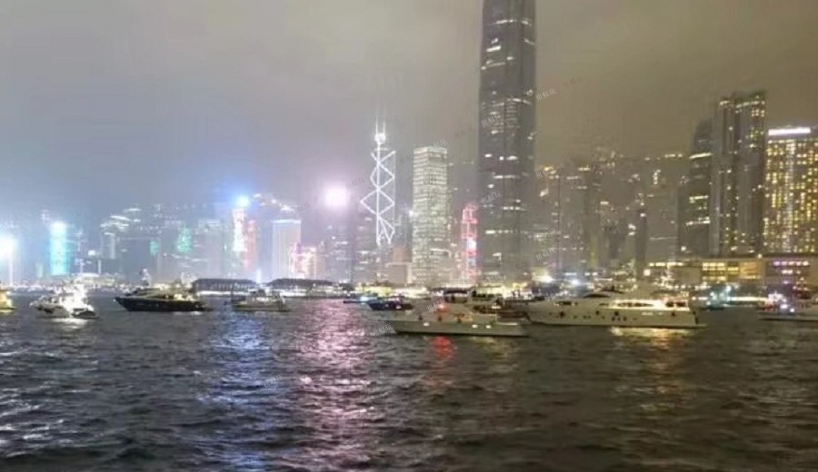 PhotoCap_001.jpg